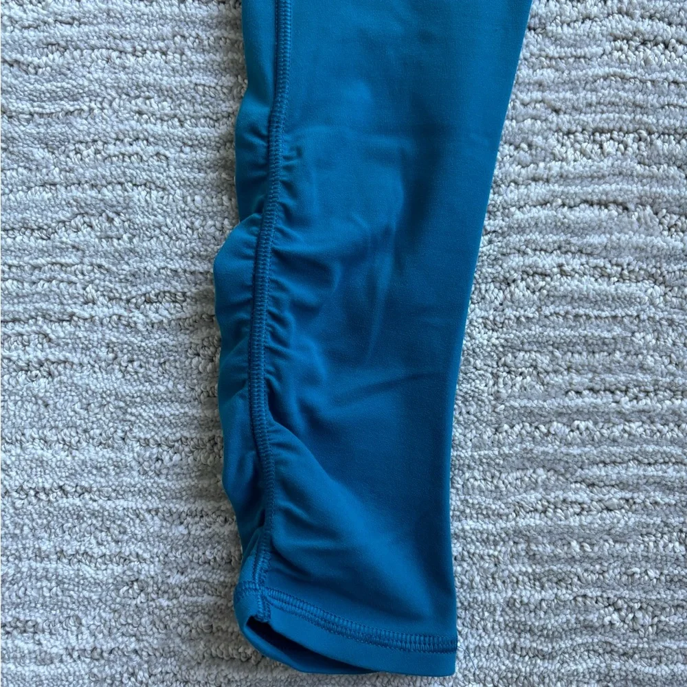 Lululemon leggings - Picture 4 of 4